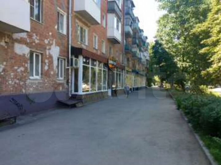 Торговое помещение, 241 м²