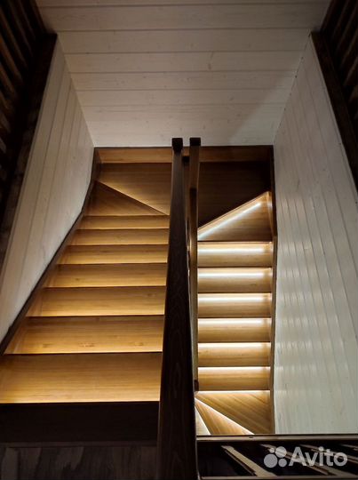 Лестница деревянная от производителя
