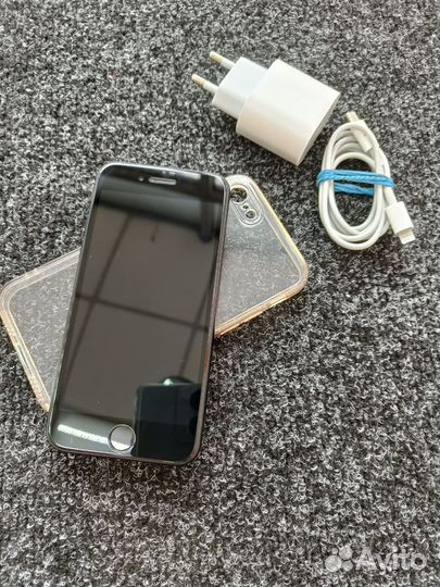 iPhone SE (2020), 64 ГБ