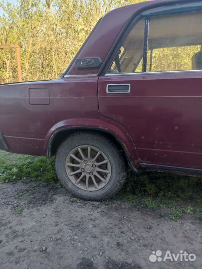 Автомобиль на запчасти ваз 2107