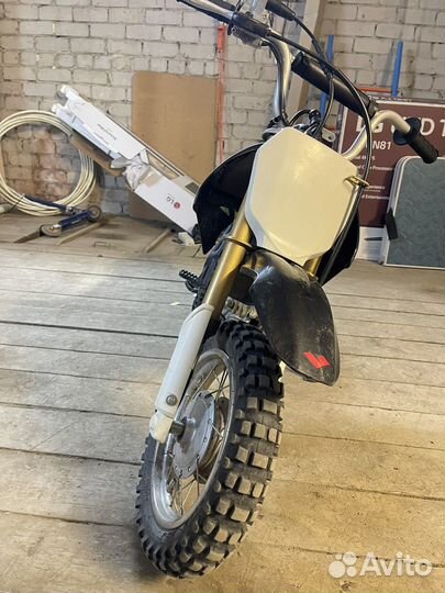 Suzuki drz 70