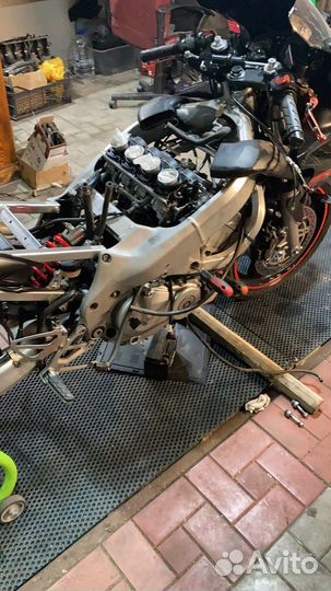 Продам Honda cbr600f4