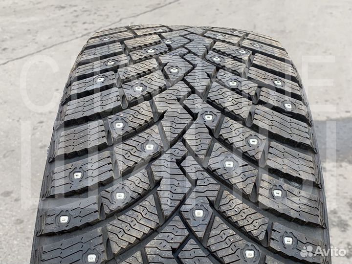 Pirelli Scorpion Ice Zero 2 225/60 R18 104T