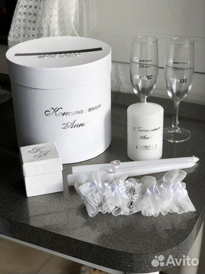 Свадебные аксессуары, пригласительные на заказ