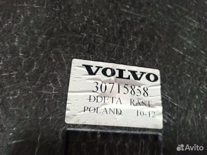 Пол багажника Volvo S60 2