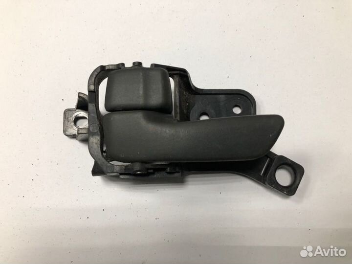 Ручка двери внутренняя передняя левая Toyota Camry