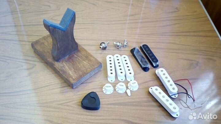 Некплейт,ритейнер для гитары