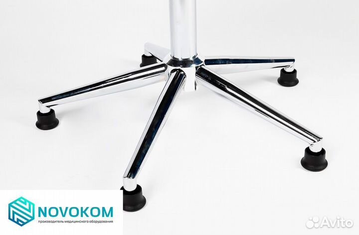 Стул офисный для специалиста кр12 * черный