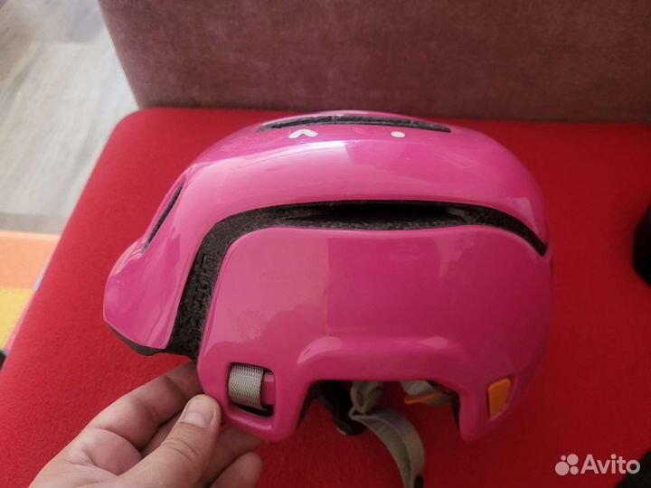 Детский велошлем btwin для девочки