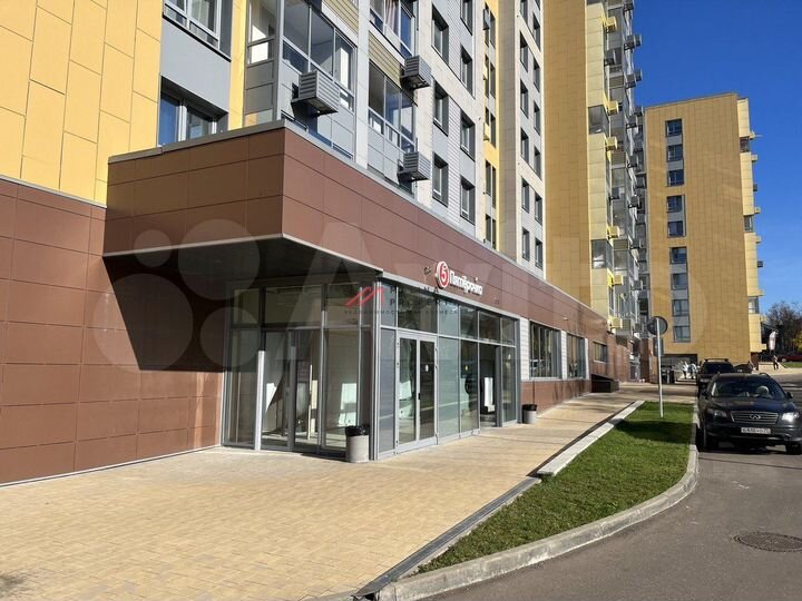 Продам торговое помещение, 139 м²