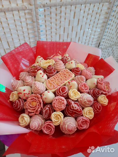 Съедобные букеты, клубника в шоколаде Краснодар