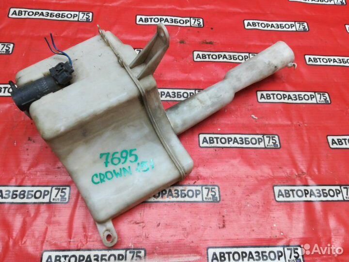 Бачок омывателя Toyota Crown JZS151 1jzge