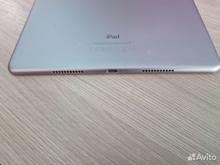 Apple iPad Pro 10.5 64Gb Wi-Fi