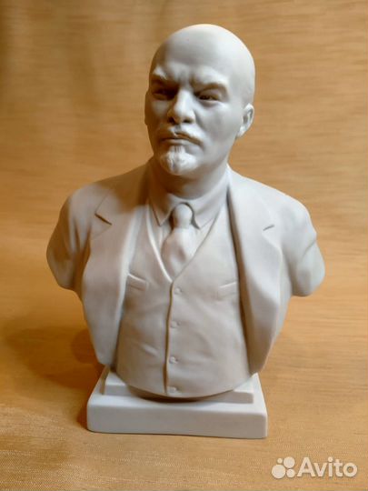 Бюст Ленин лфз