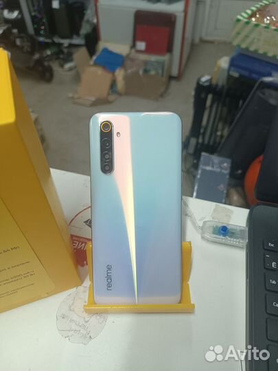 realme 6, 4/128 ГБ