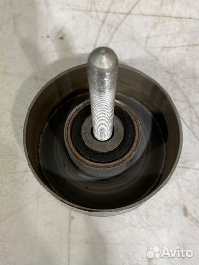 Ролик обводной Audi A6 C6 caja 2011