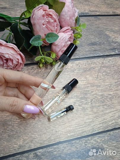 Парфюм Black Phantom (Отливанты)