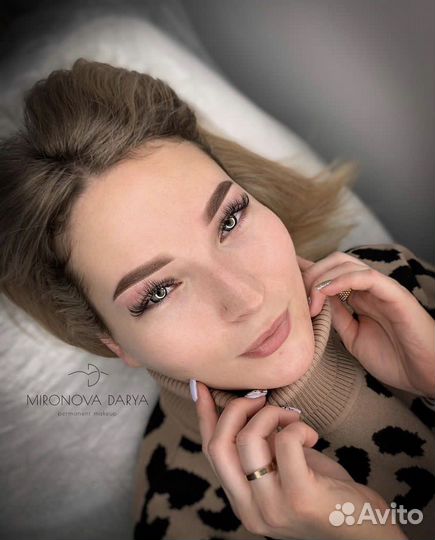 Перманентный макияж татуаж бровей