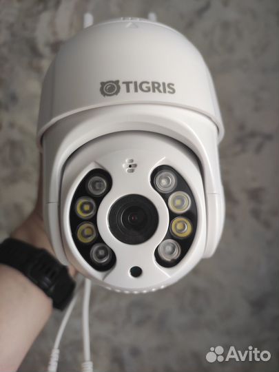 Поворотная Wi-Fi камера видеонаблюдения 4MP