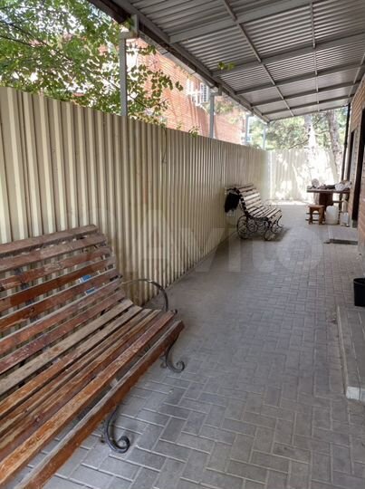 3-к. квартира, 60 м², 1/2 эт.