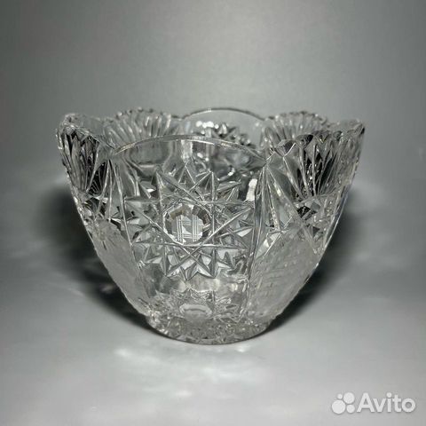 Хрустальная ваза