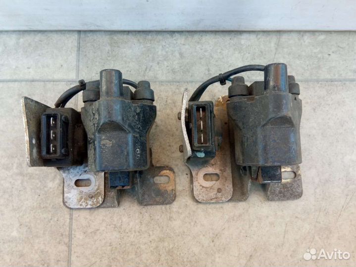 Катушка зажигания Audi 80 B4