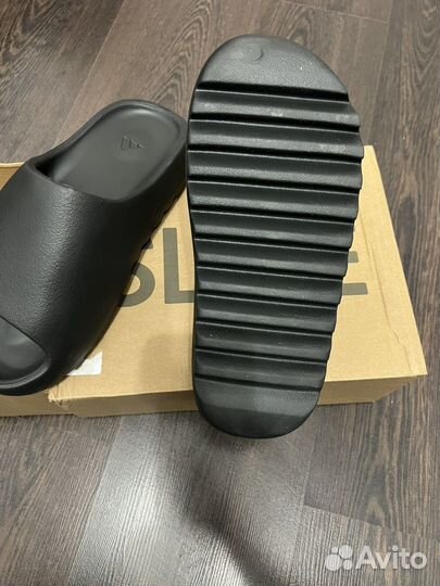 Тапки Yeezi slide 40,5