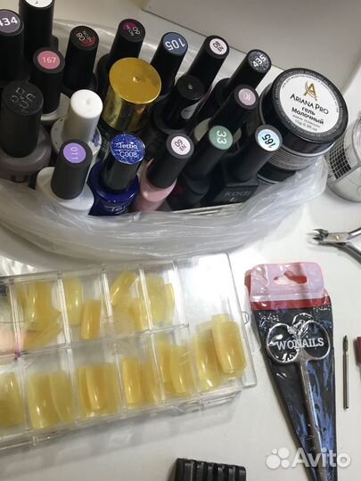 Продам стартовый набор гель-лаков для маникюра