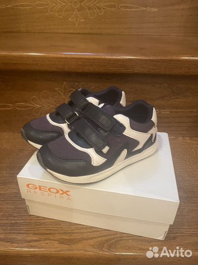 Кроссовки chicco