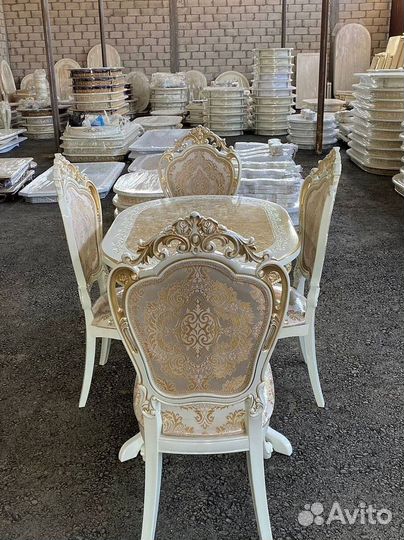 Стол для кухни. В наличии