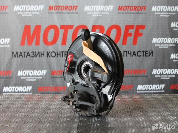 Ступица передняя левая Митсубиси Делика D5 C А213