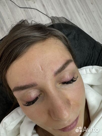 Микроблейдинг бровей