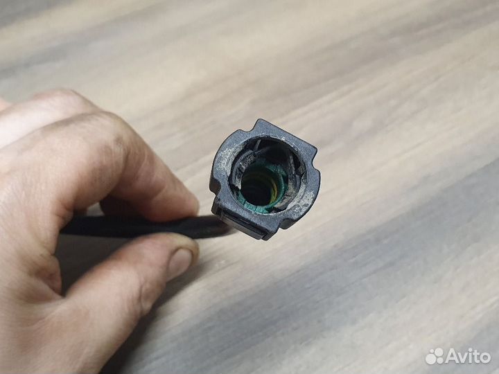 Трубка топливная Ford Focus II (2005—2008)