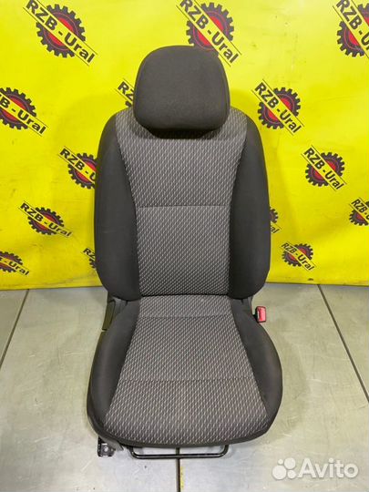 Сиденье переднее правое Kia Rio 4 FB 2017 - 2020