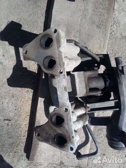 Коллектор впускной Skoda Fabia 1