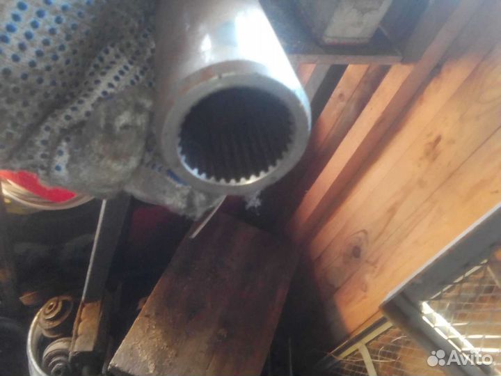 Карданный вал Chevrolet Tahoe 840