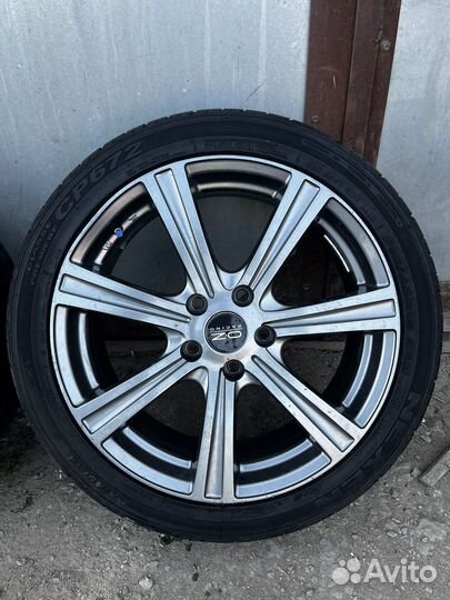Комплект колес 215-45 r18 летняя