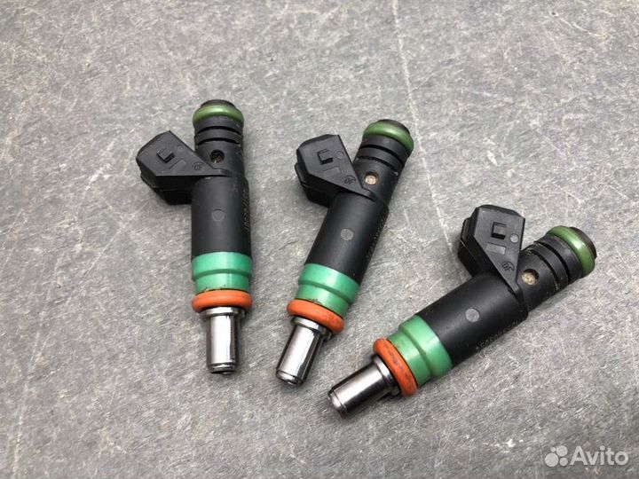 Форсунка топливная Ford Focus DNW fydd 2001