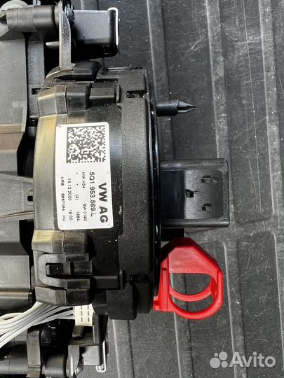 Подрулевой переключатель VW AG 5Q1.953.569.L
