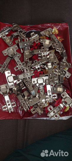 Продаю петля, и направляющие шарик, новые