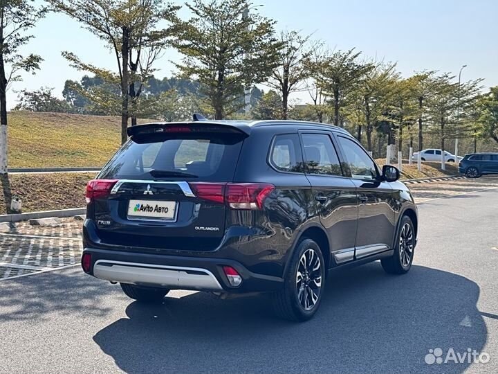 Mitsubishi Outlander 2.0 CVT, 2020, 68 000 км