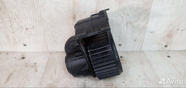 Вентилятор печки Vw Transporter T5