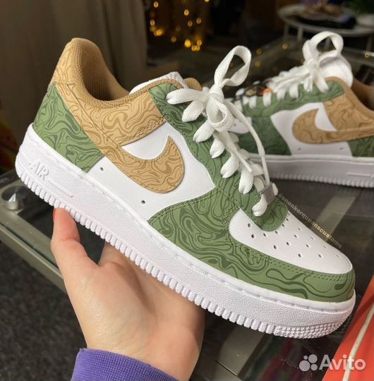 Кастомизация обуви, авторская роспись кроссовок