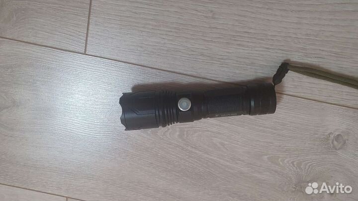 Фонарик светодиодный аккумуляторный