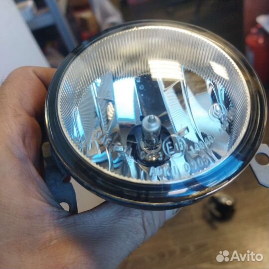 Фара противотуманная Mitsubishi Outlander A047436