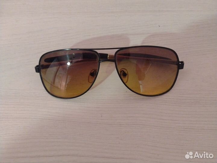 Солнцезащитные очки