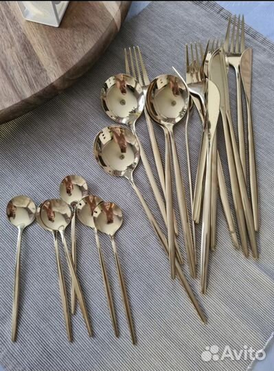 Набор столовых приборов на 6 персон
