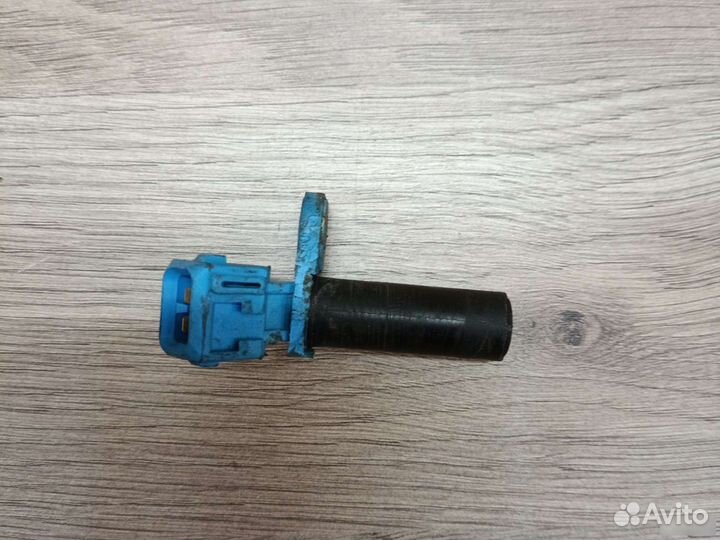 Датчик положения коленвала ford focus 2