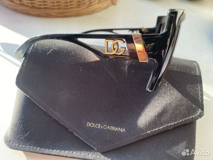 Солнцезащитные очки dolce gabbana