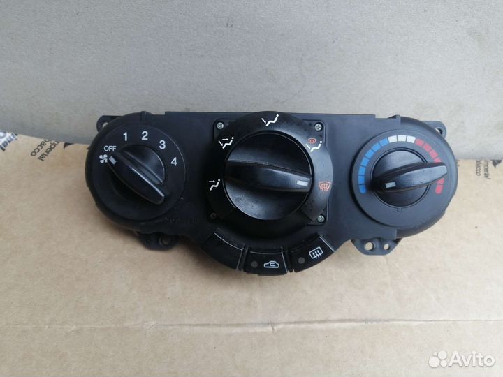 Блок управления печкой Chevrolet lacheti